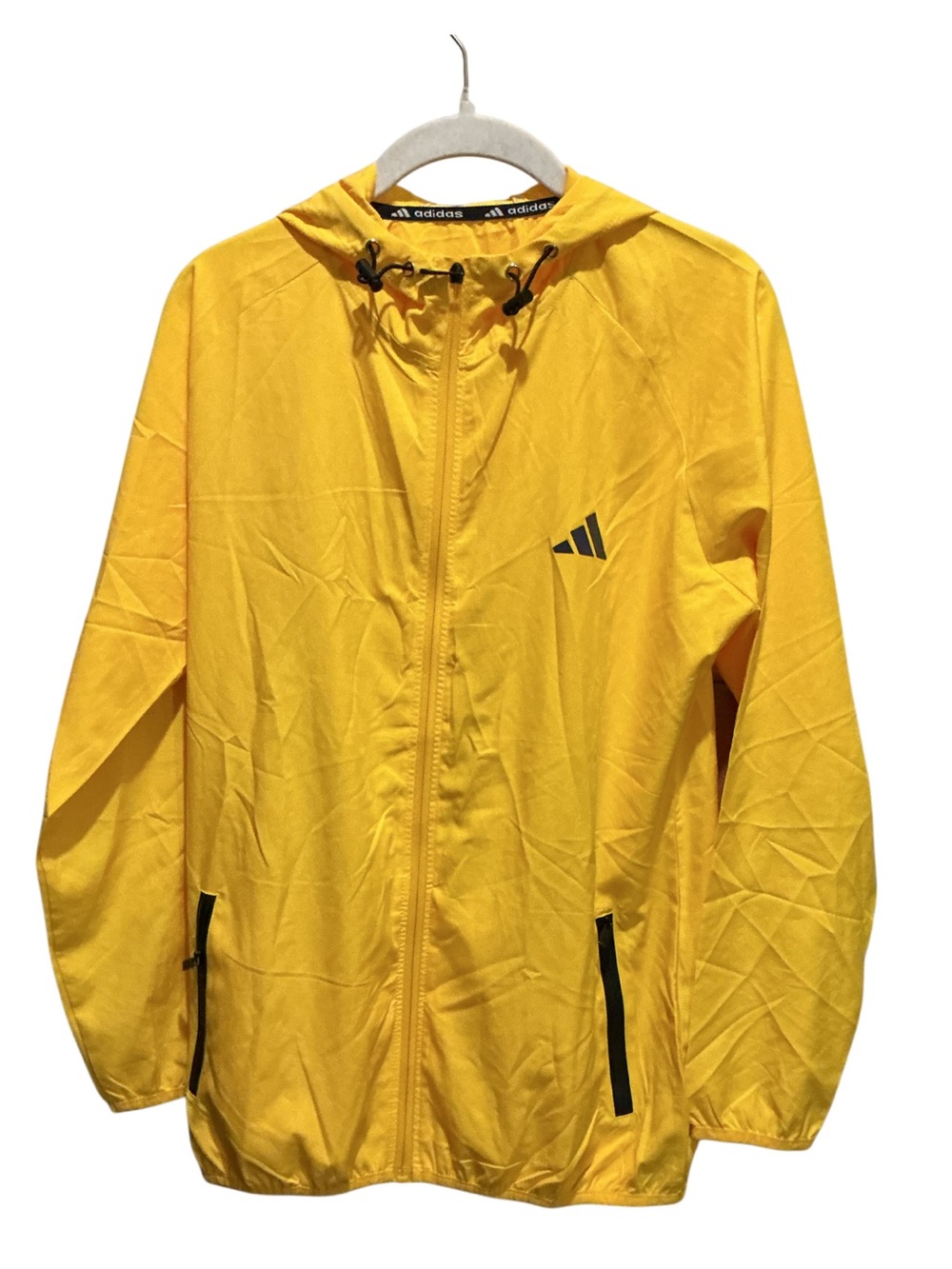 Adidas Climate Men’s Windbreaker.
2 XLg